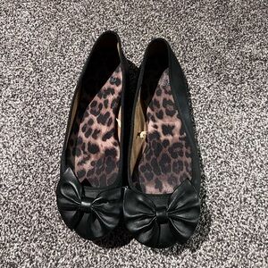 Black bow tie slip on flats